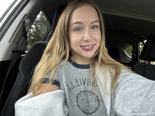 GUESS YOU NEED A SWEET WOMAN WITH CLEAN PUSSY AND TITS💋420 FRIENDLY 💝,READY TO FUCK HARDER . I’M SANDRA POSSES CLEAN P****💦 - Image 3